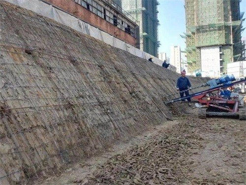 卫滨建筑边坡支护