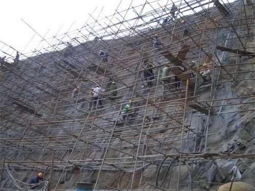 卫滨公路桩基检测